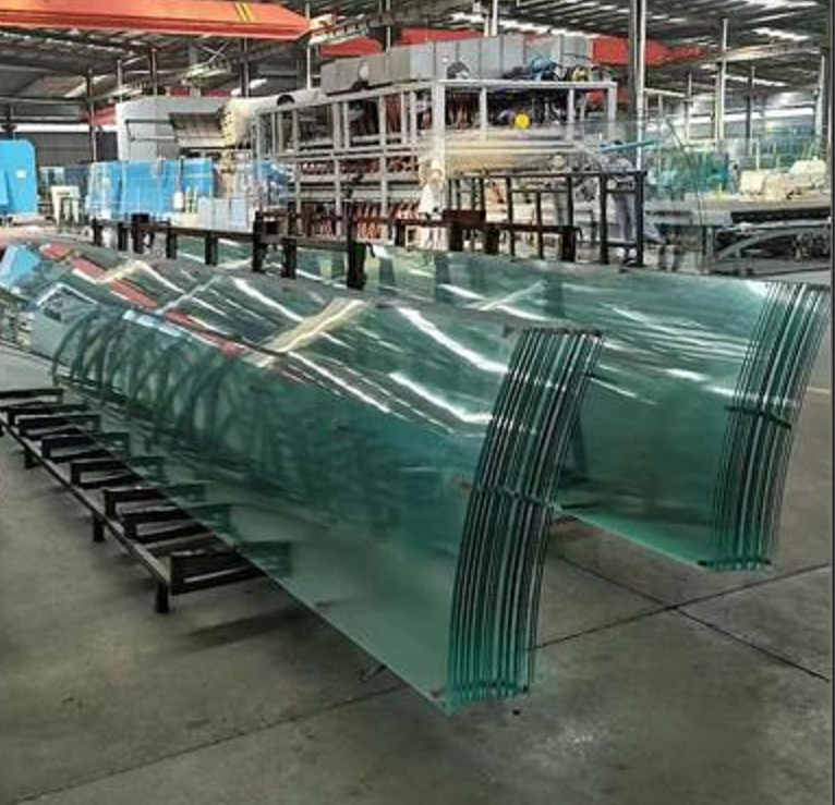 Safety distance for glass heating
